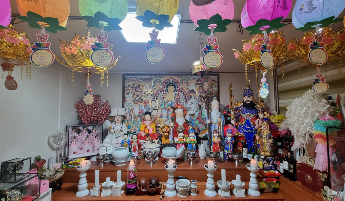 20231027110215_8iIDHPob.jpg_carousel_안산점잘보는집_대신암,안산점잘보는집,안산용한점집,안산신점,안산영점,안산사주궁합,안산부부관계,안산사업운,안산병굿,안산병점,안산조상굿,안산내림굿,안산운맞이굿